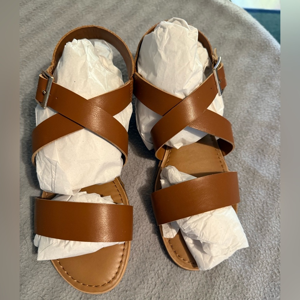 Authentic American Heritage Tan Strappy Sandals